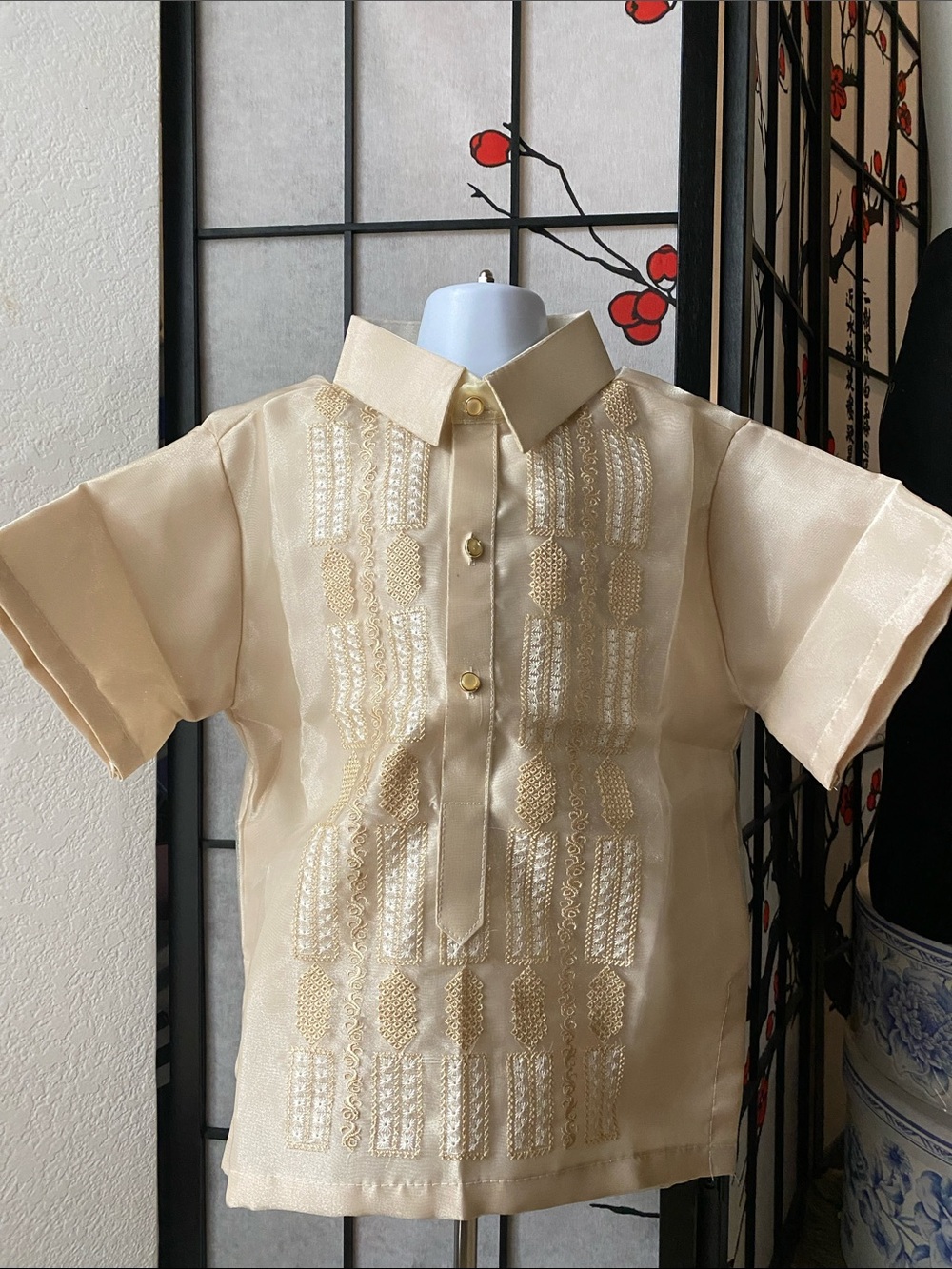 Traditional Boys' Size 8 Barong Tagalog Shirt in Mocha